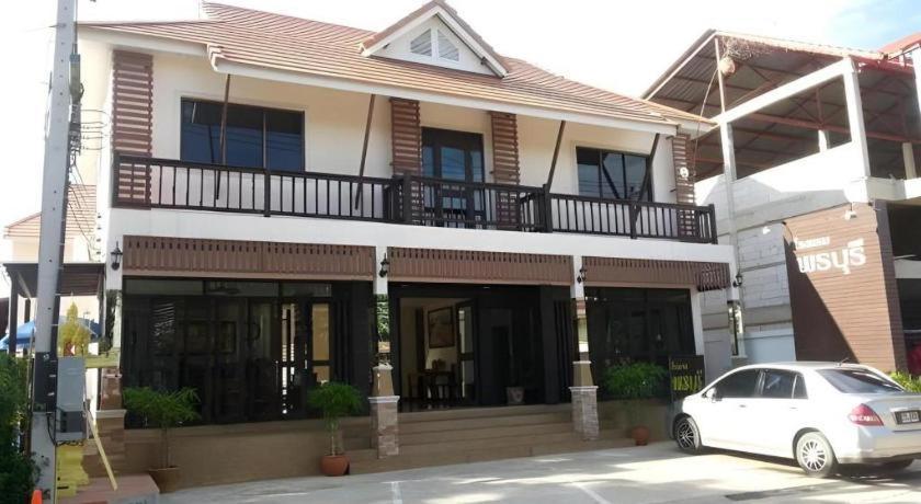 Ponburi Hotel Nan Exterior foto